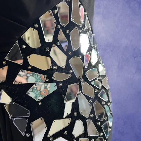 NWT Elegant Black One-Shoulder Dress - Picture 4 of 4